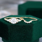 Load image into Gallery viewer, Vintage Yellow Gold Round Cut Moissanite Engagement Ring Set