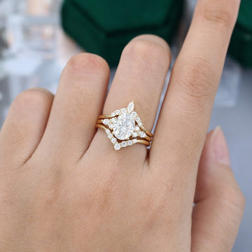 3 Pieces Oval Cut Moissanite Engagement Ring Set