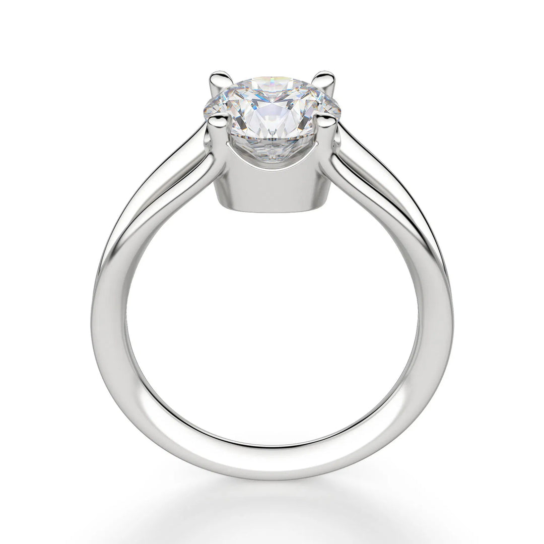 The Elan Round Cut 1.50 Ct Centre Engagement Ring Moissanite