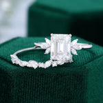 Load image into Gallery viewer, emerald wedding band set