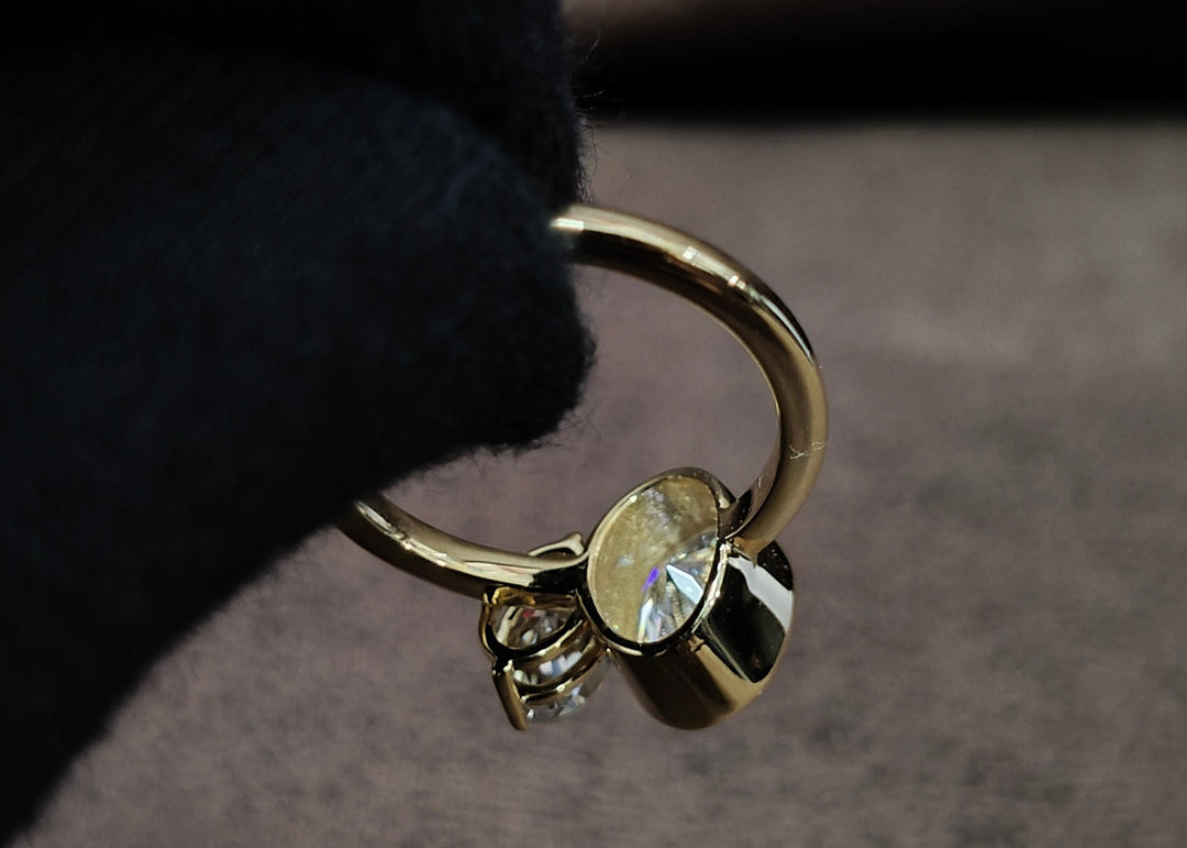 two carat oval diamond ring​