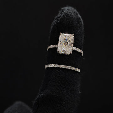 diamond ring radiant cut​