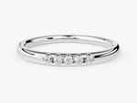 Load image into Gallery viewer, Minimalist Five-stone Moissanite Wedding Band
