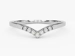 Load image into Gallery viewer, Seven-stone Curved Moissanite Wedding Band
