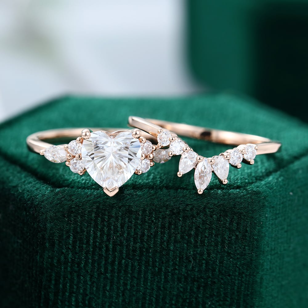 Rose Gold Heart Cut Moissanite Engagement Ring Set
