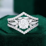 Load image into Gallery viewer, Double Bands Round Cut Moissanite Bridal Set

