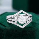 Load image into Gallery viewer, Double Bands Round Cut Moissanite Bridal Set
