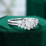 Load image into Gallery viewer, White Gold Round Cut Moissanite Engagement Ring Set
