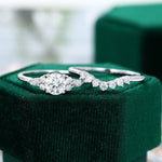 Load image into Gallery viewer, White Gold Round Cut Moissanite Engagement Ring Set
