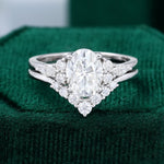 Load image into Gallery viewer, White Gold Oval Moissanite Engagement Ring Set

