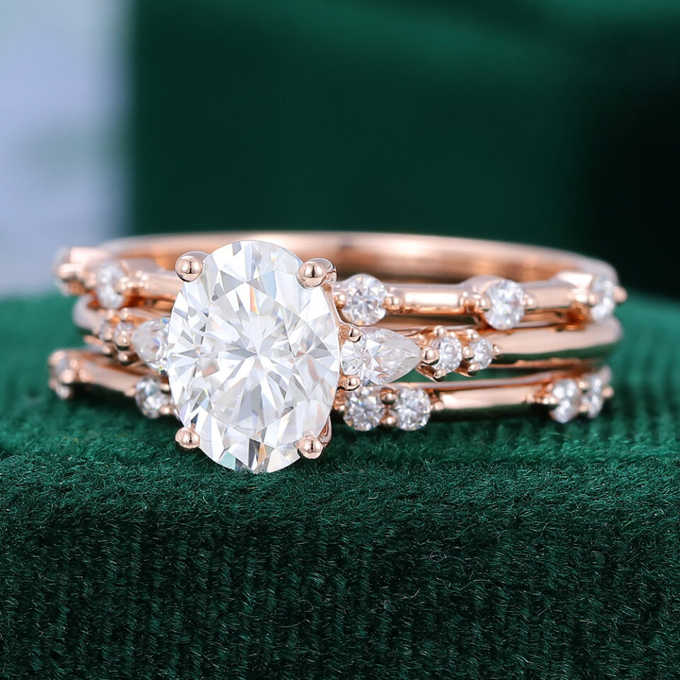 3PCS Oval Cut Moissanite Rose Gold Diamond Engagement Ring Set
