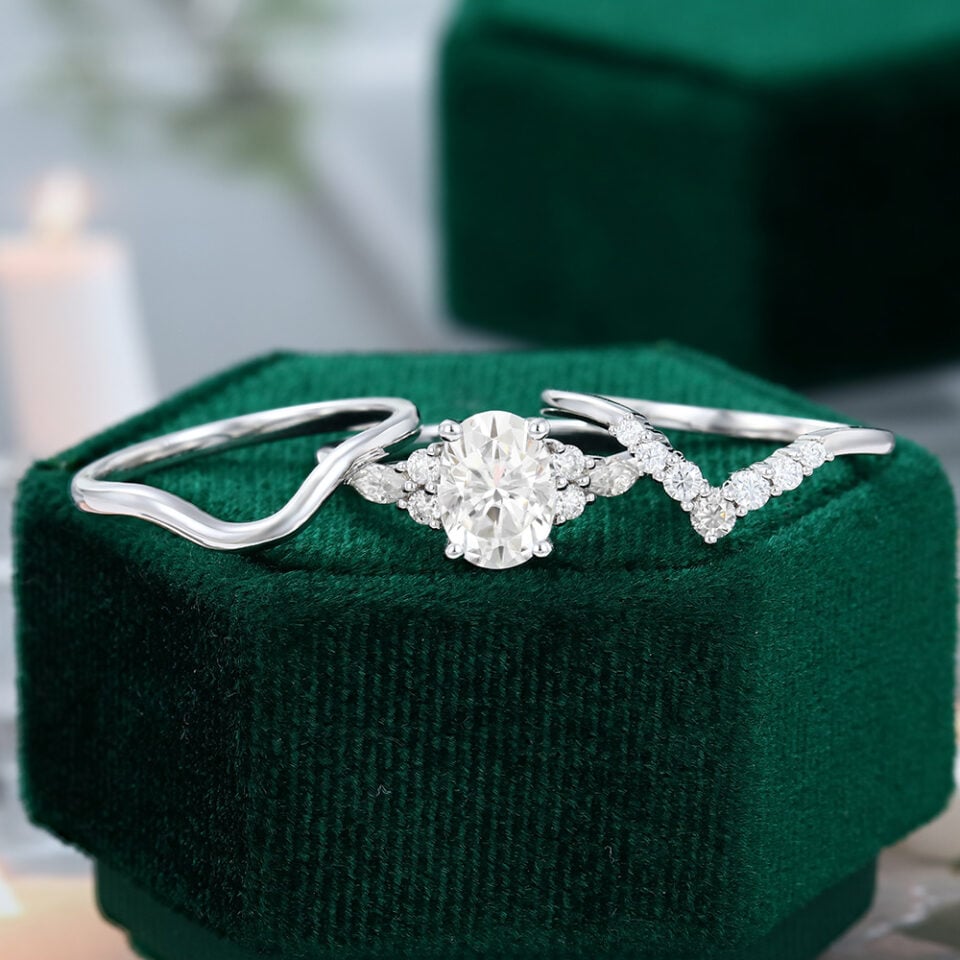 White Gold 3PCS Oval Cut Moissanite Cluster Engagement Ring Set