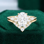 Load image into Gallery viewer, Yellow Gold Moissanite Oval Engagement Rings Set
