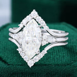 Load image into Gallery viewer, Vintage Marquise Cut Moissanite Engagement Ring Set
