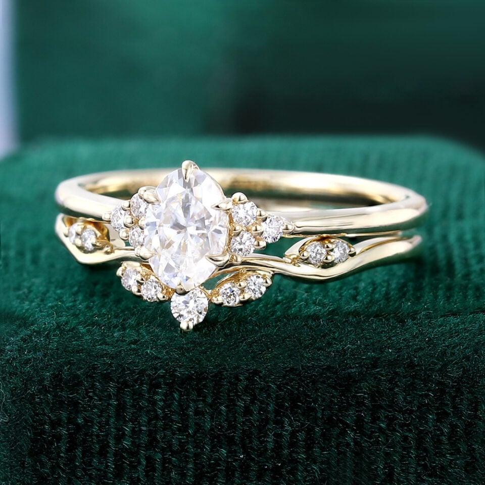 Oval Cut Moissanite Bridal Ring Set Dainty Engagement Ring Set