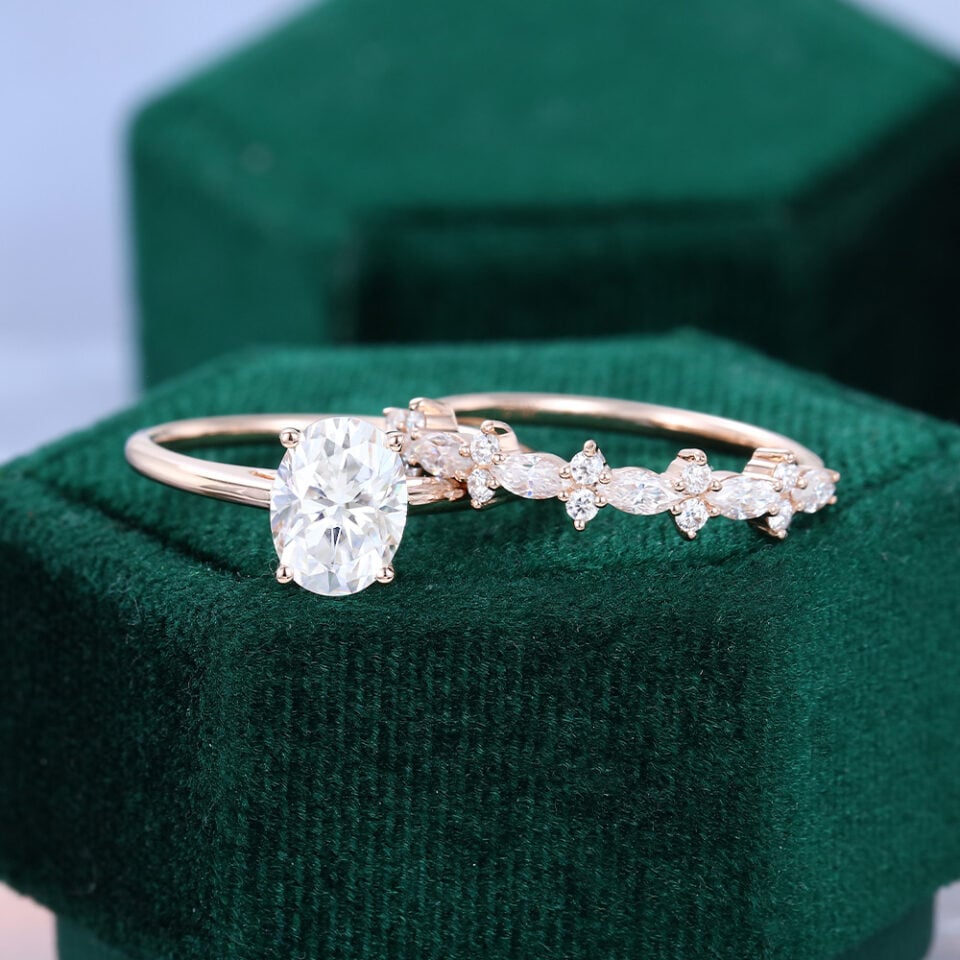 Oval Cut Moissanite With Petal Band Engagement Ring Set