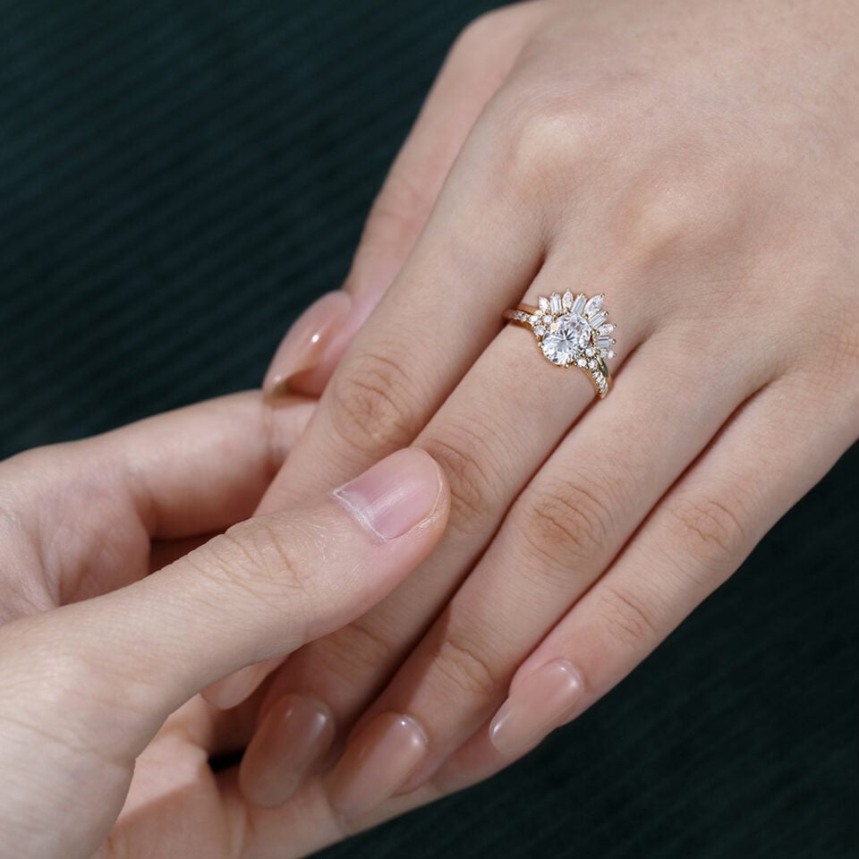 Oval Cut Pavé Moissanite Bridal Ring Set With U Contour Band