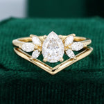 Load image into Gallery viewer, Pear Shaped Moissanite Cluster Engagement Ring With Plain Curved Wedding Band Bridal Set
