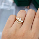 Load image into Gallery viewer, Pear Shaped Moissanite Cluster Engagement Ring With Plain Curved Wedding Band Bridal Set
