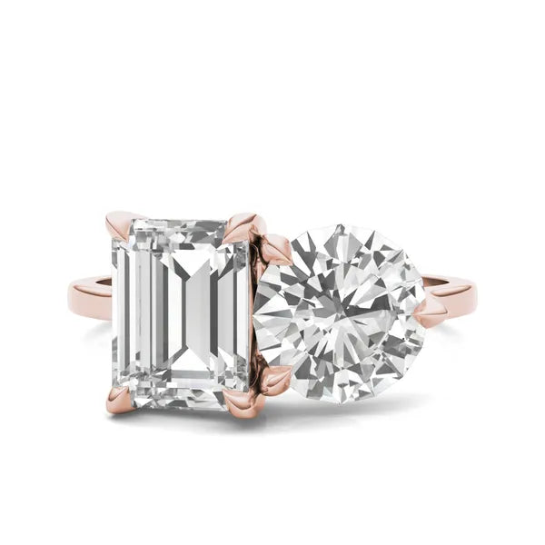 Round Brilliant and Emerald Toi et Moi Engagement Ring