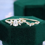 Load image into Gallery viewer, Pear Shaped Moissanite Wedding Set Cluster Bridal Ring Set
