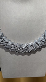 Load image into Gallery viewer, 22mm Moissanite Round and Baguette Cuban Link Chain - 925 Silver- D Colour - Vvs1