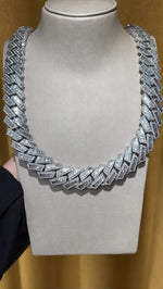 Load image into Gallery viewer, 22mm Moissanite Round and Baguette Cuban Link Chain - 925 Silver- D Colour - Vvs1