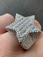 Load image into Gallery viewer, Iced Out Star Ring
