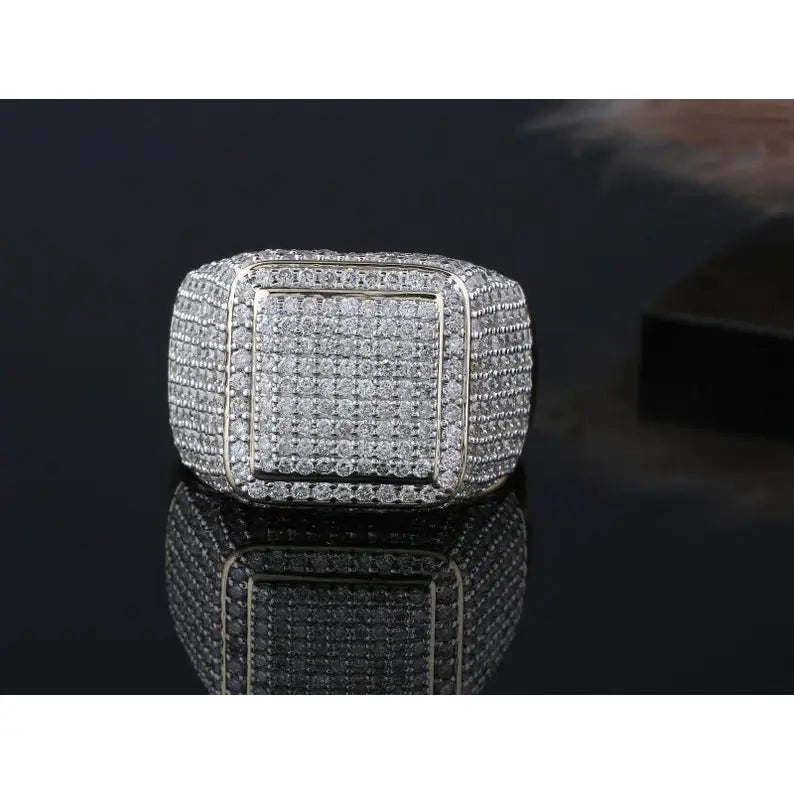 Round Cut Pave Multi Row Halo Pattern Diamond Engagement Band