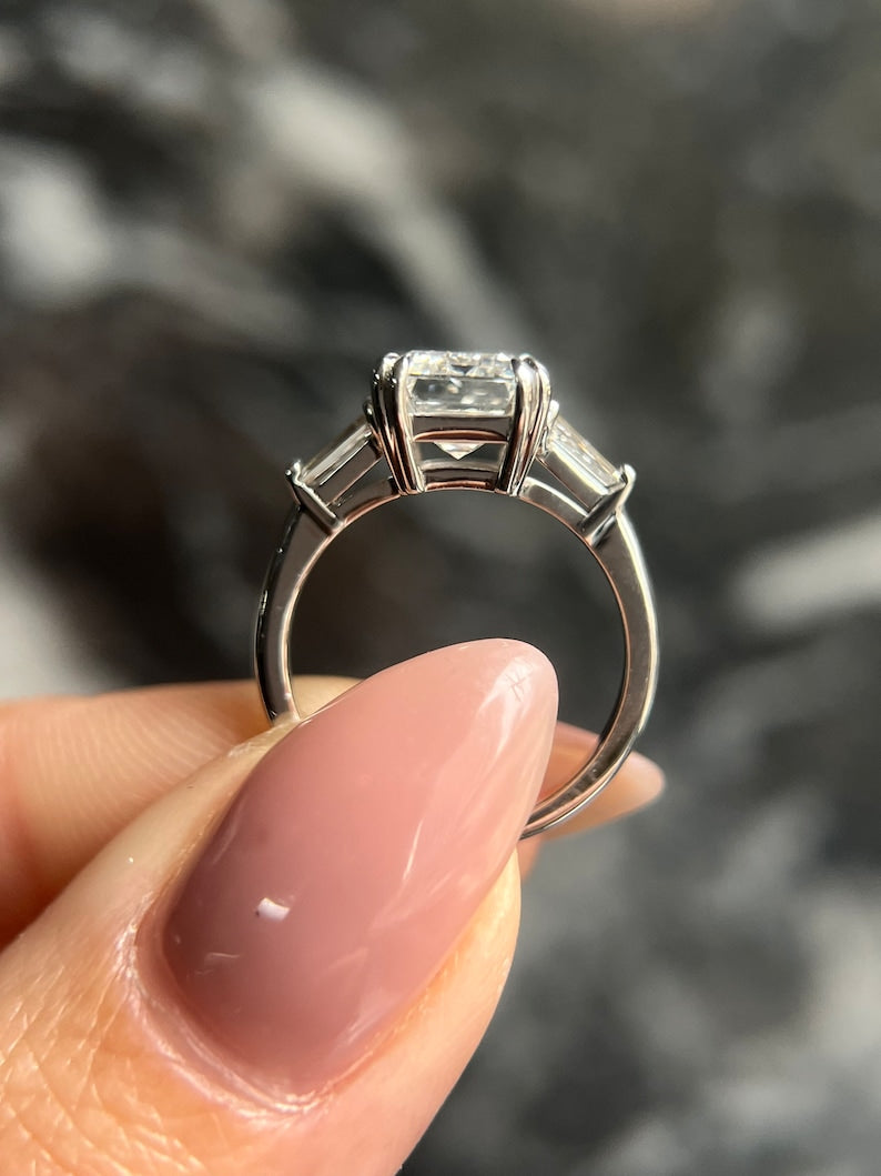 Emerald Cut 4.50 carat Rare D Color VVS2 Clarity IGI Certified Lab Grown Diamond Three Stone Engagement Ring, Side Baguettes 18k Gold image 3