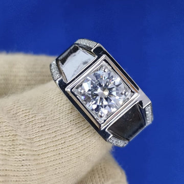 Luxury Moissanite Engagement Ring 1.18ct Round Cut Moissanite Men Ring