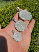 Load image into Gallery viewer, Iced Out Circle Pendant
