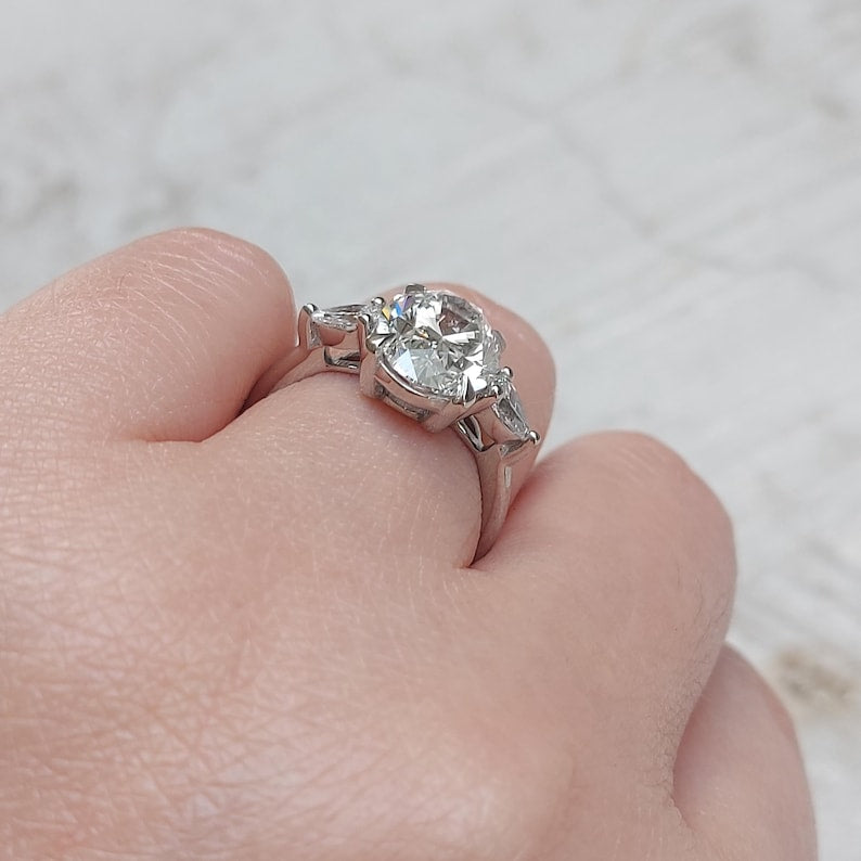 D VVS2 Oval LAB Diamond Engagement Ring , 1-4 Ct Lab Grown Diamond, Hidden Halo Oval Ring, Oval Engagement Ring , Diamond Ring , IGI Diamond image 5