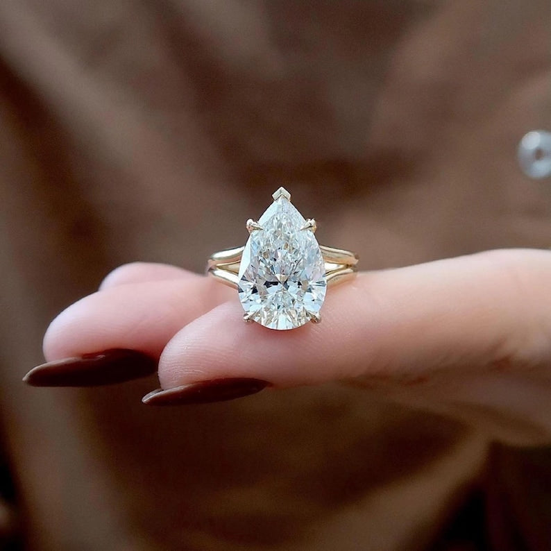 Big Size Diamond Statement Ring 18k Solid Gold Moissanite Pear Cut Split Shank Ring, Party ring image 3