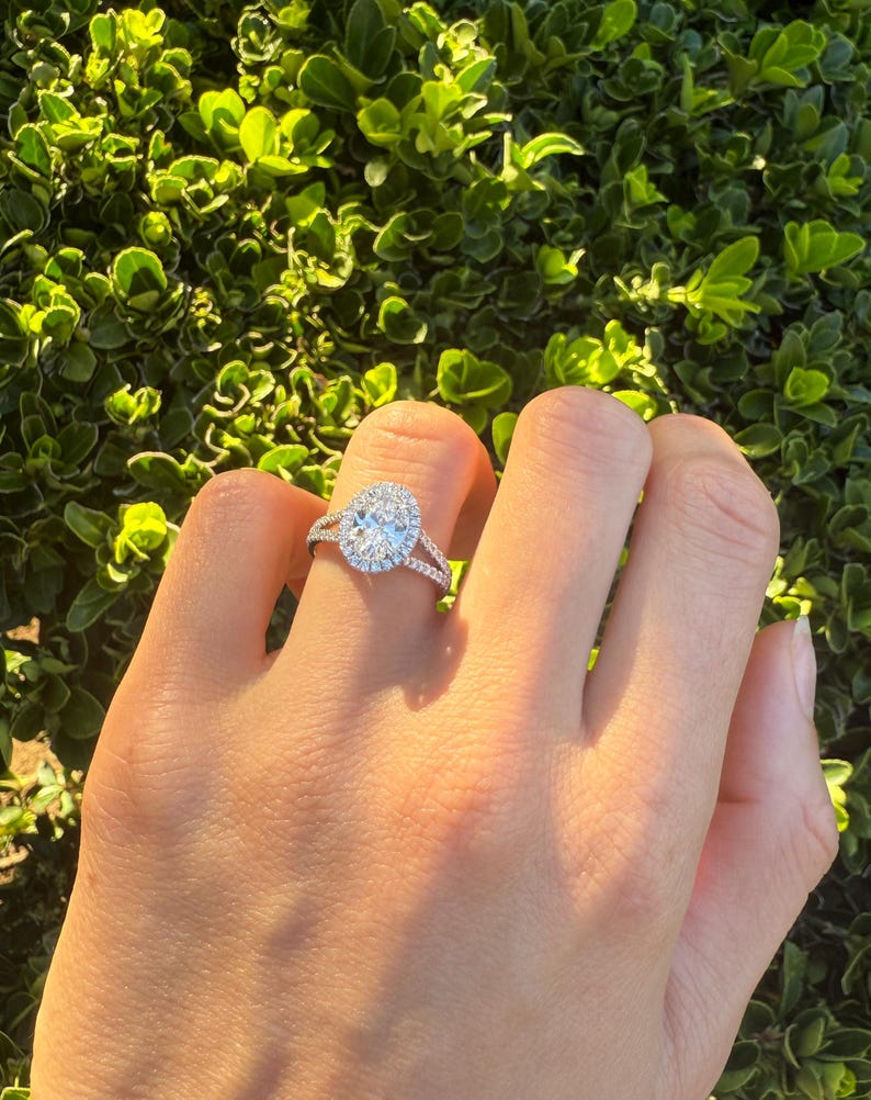 3.0 Ct Oval Cut E-VS1 IGI Certified Lab Diamond Ring, 14K Gold Ring, Halo Setting Lab Diamond Ring, IGI Certified, Engagement Ring image 3