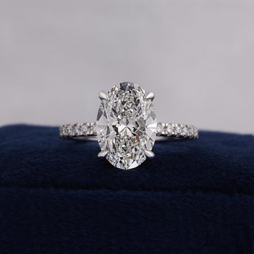 diamond ring, engagement ring, fine jewelry, engagement, wedding ring, wedding band, oval cut, cvd diamond, lab grown diamond, lab grown, lab created diamond, 14k yellow gold, hidden halo