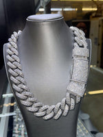 Load image into Gallery viewer, VVS1 Moissanite Diamond Miami Cuban Chain: 925 Sterling Silver, Iced Out Hip Hop Style image 1