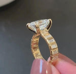 Load image into Gallery viewer, luxury gold engagement ring for women