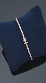 Load and play video in Gallery viewer, 2MM Moissanite Diamond Tennis Barcelet