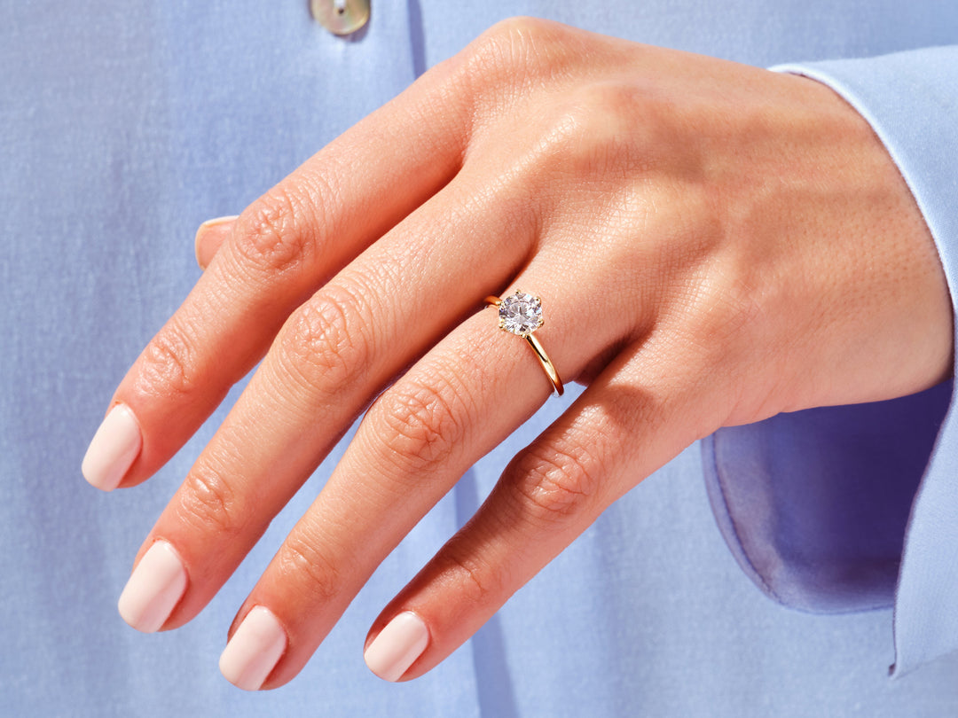 round cut moissanite engagement ring