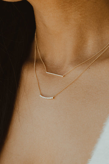 .25 ct Nine Diamond Curved Bar Necklace