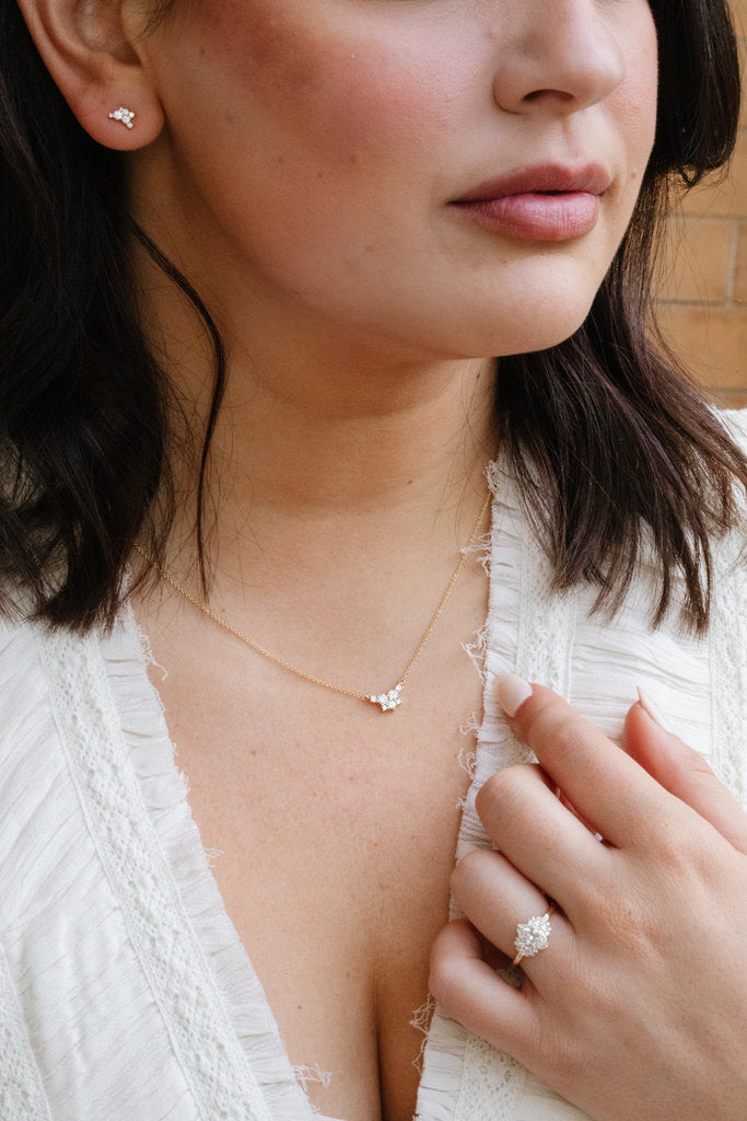 The Elizabeth Round Diamond Cluster Necklace